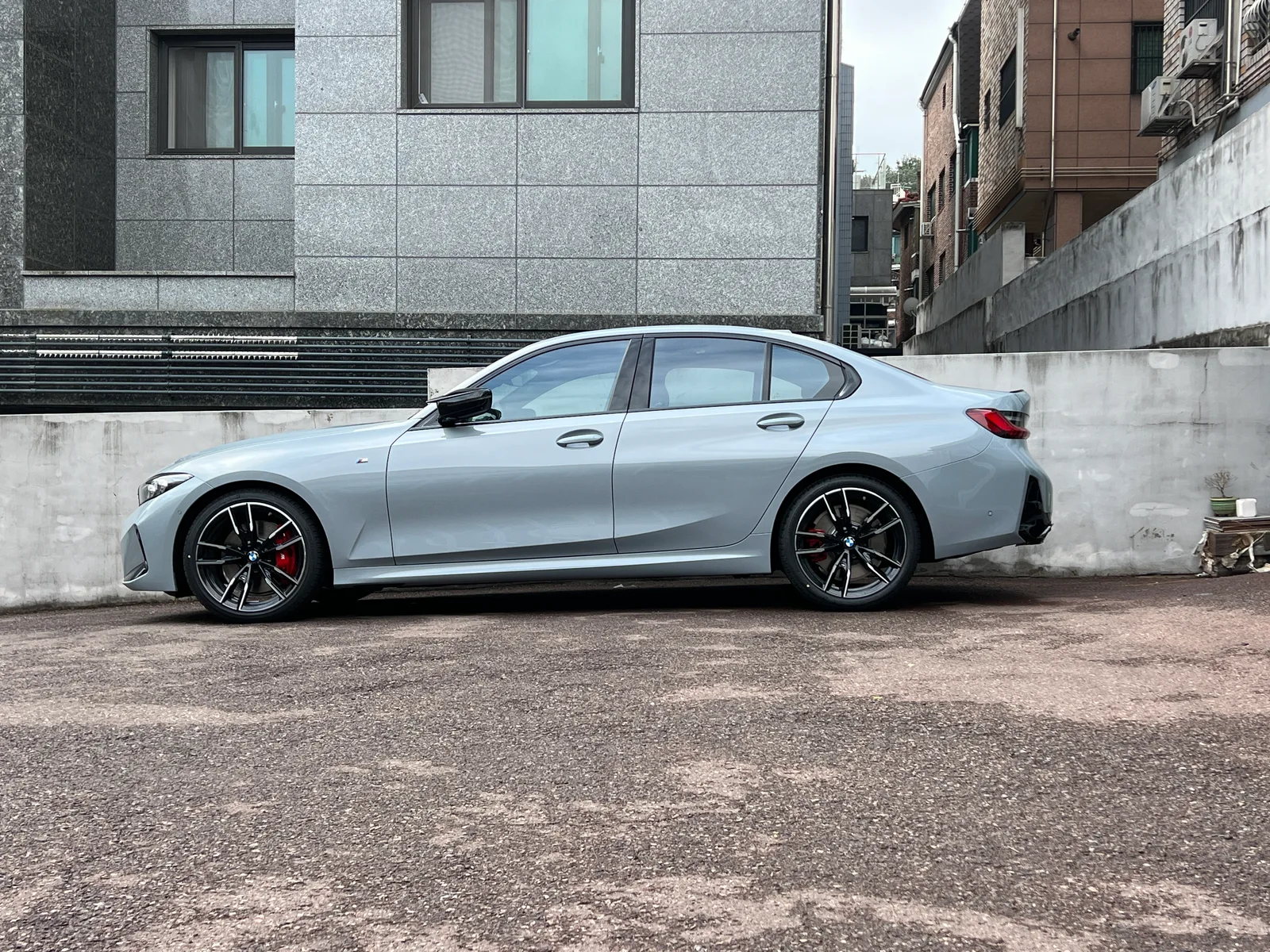 LX와 프론트 PPF 시공 후 BMW M340i 측면