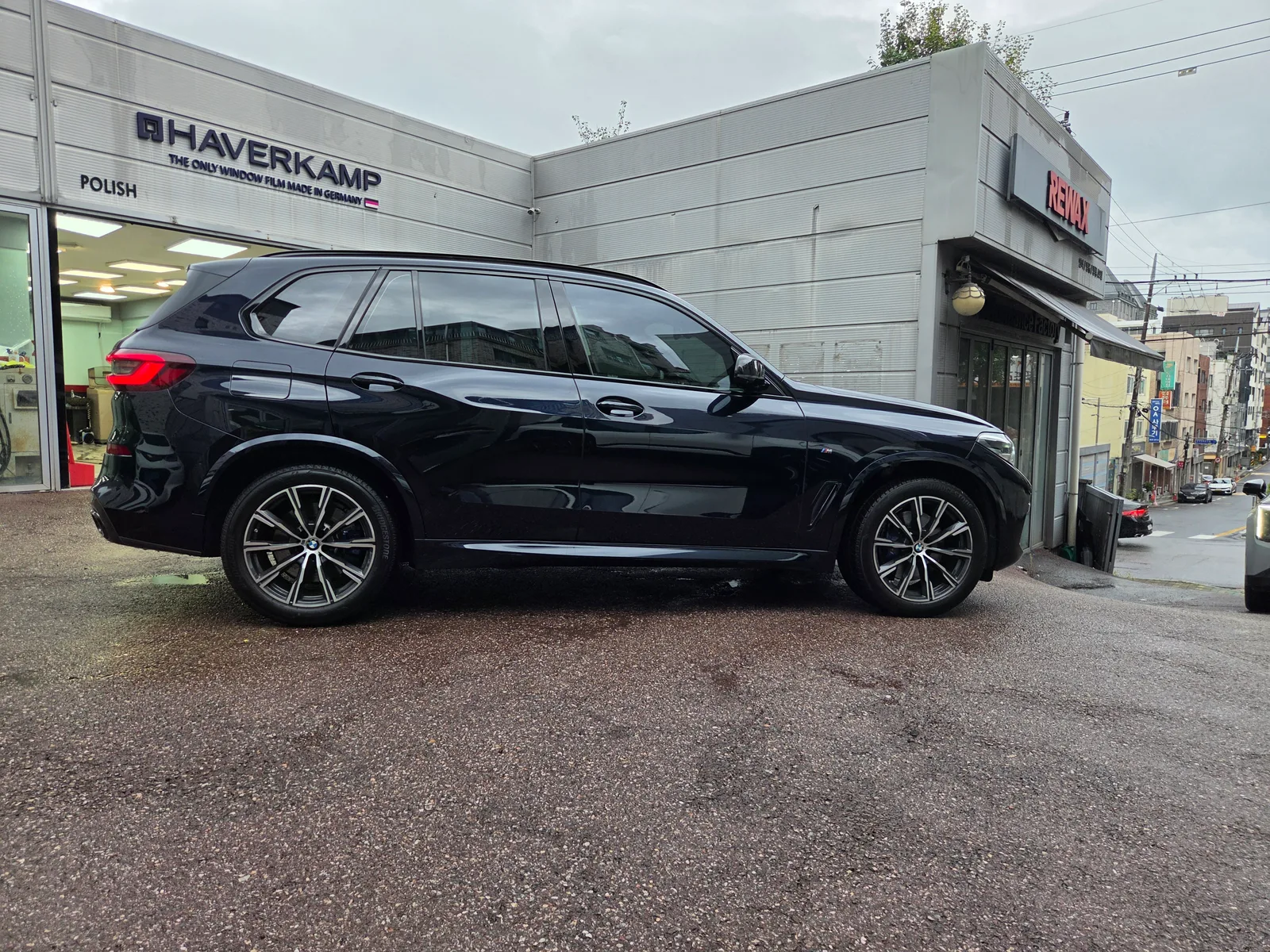 솔라가드 프리미엄 LX 썬팅을 재시공한 BMW X5